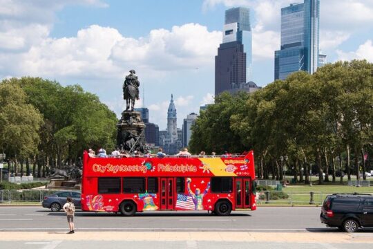 Philadelphia Hop-On Hop-Off Bus Tour with Bookable Extras