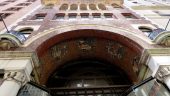 A very informative self guided tour about architecture in Philadelphia downtown