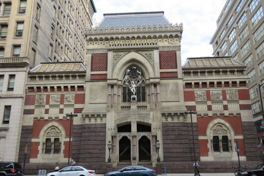 Exploring Philadelphia's Gilded Age to now Private Walking Tour