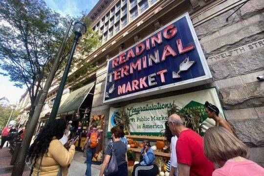 Reading Terminal Market Walking Tour in Philadelphia