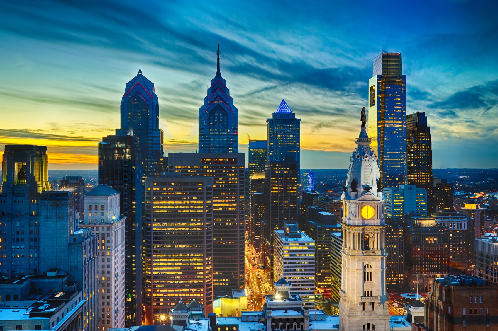 Philadelphia-Skyline-with-William-Penn-and-city-hall-000038475654_Medium